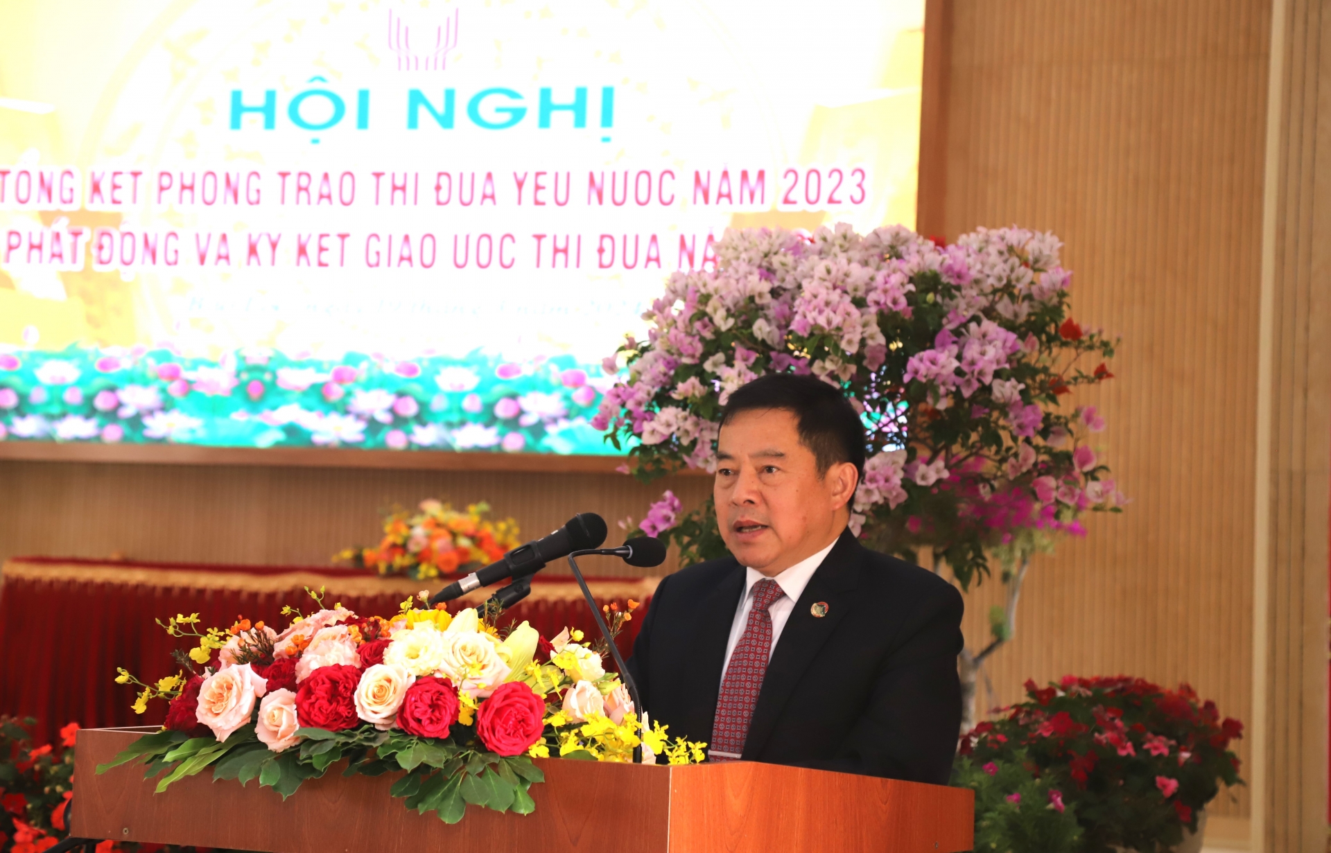 Chủ tịch UBND TP Bảo Lộc Nguyễn Văn Phương phát động phong trào thi đua yêu nước năm 2024