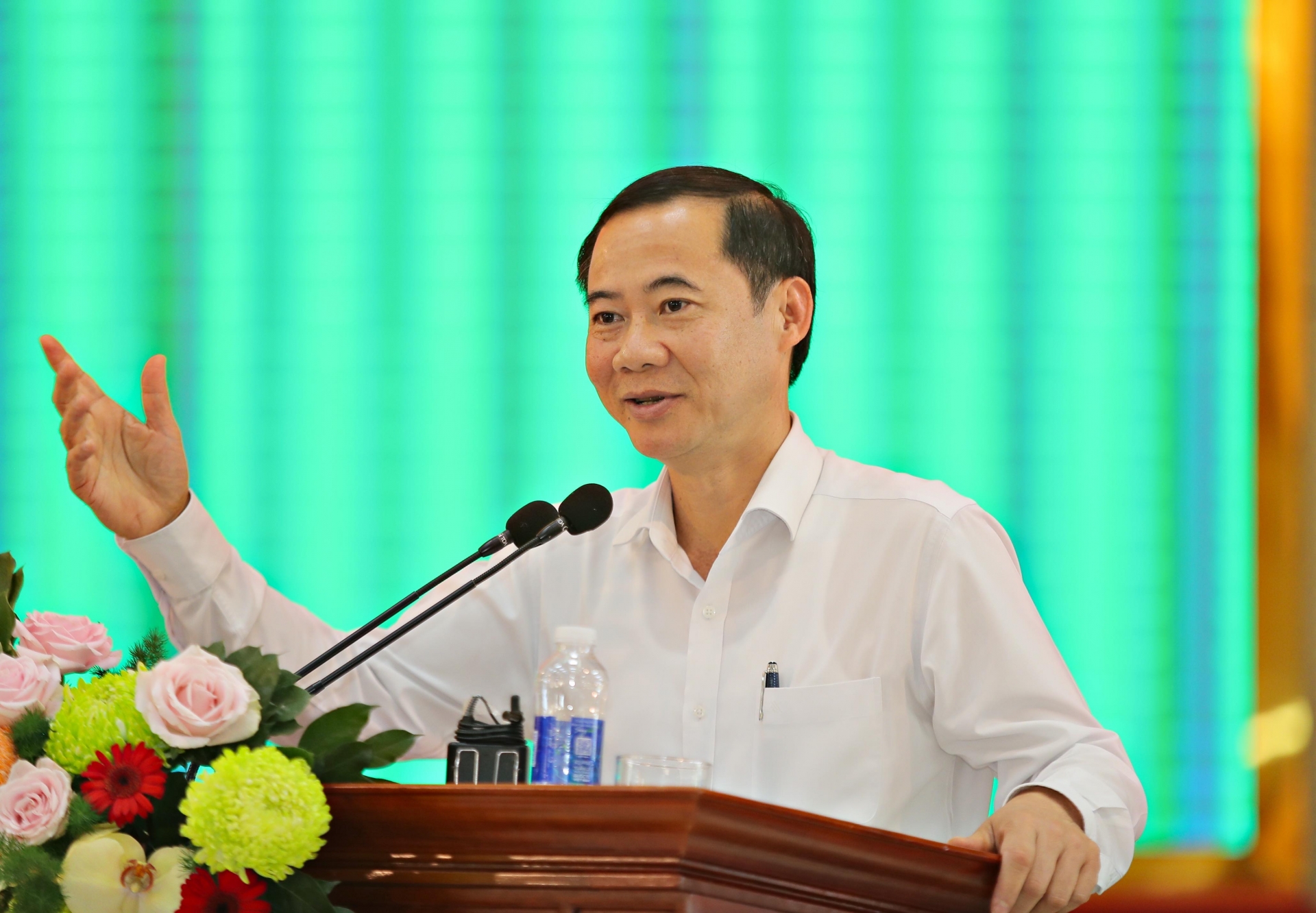 Đồng chí Nguyễn Thái Học, Quyền Bí thư Tỉnh uỷ Lâm Đồng phát biểu chỉ đạo các mặt công tác tới Công an Lâm Đồng tại buổi đến thăm, làm việc chiều nay
