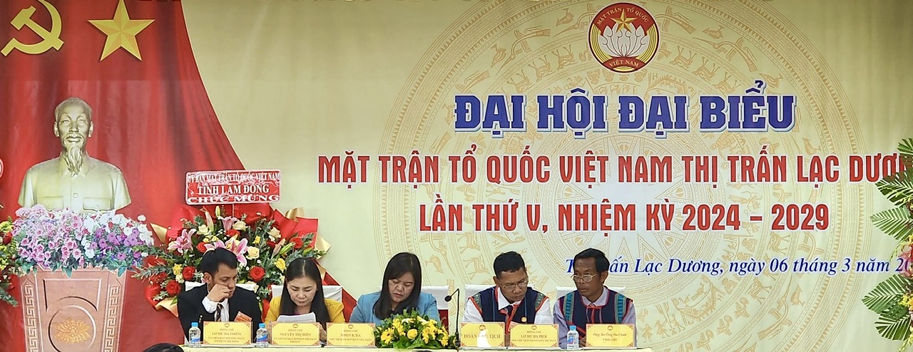 Đoàn Chủ tịch điều hành Đại hội