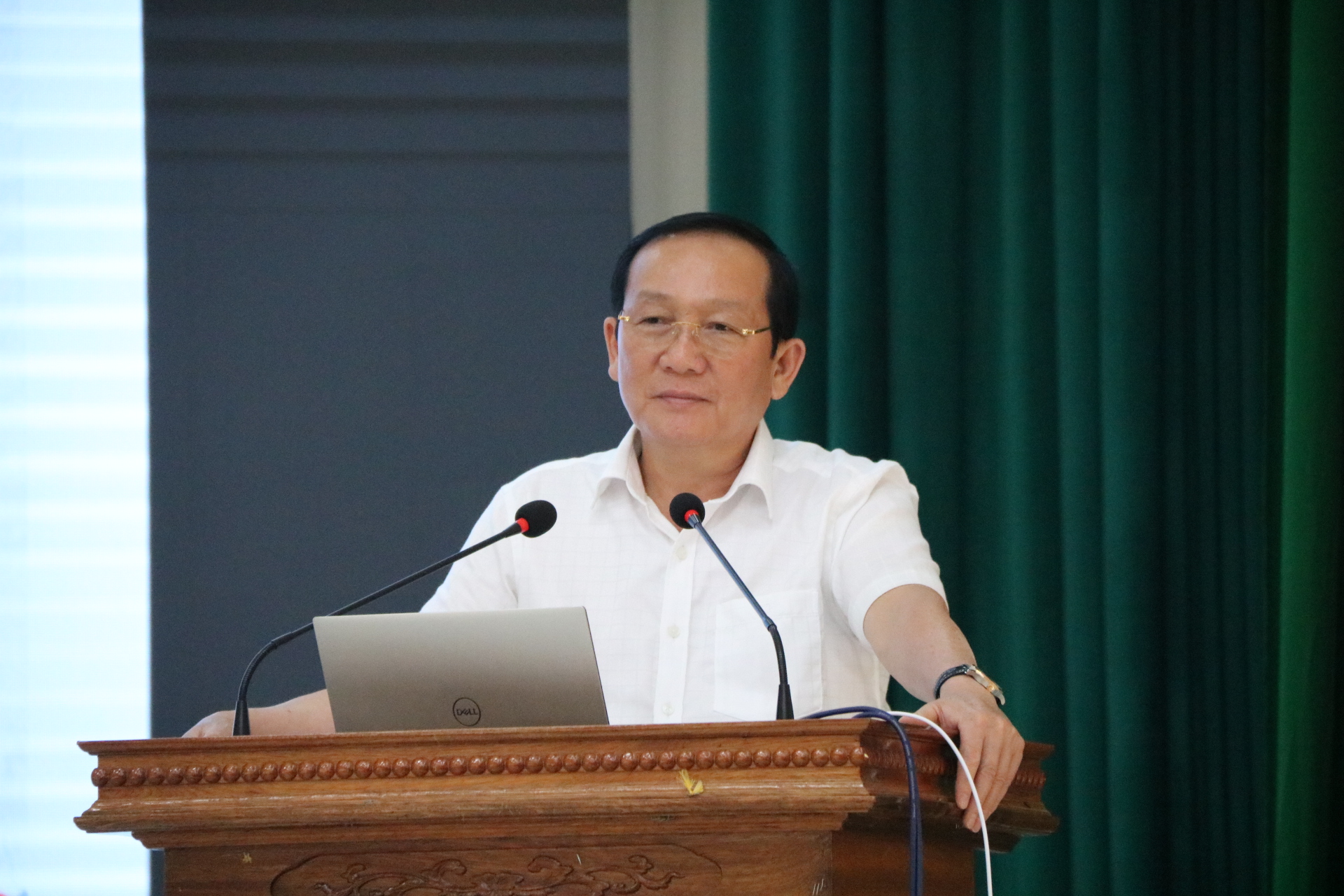 Ông Nguyễn Văn Hoàng - Phó Chủ tịch UBND huyện Lâm Hà phát biểu tại hội nghị