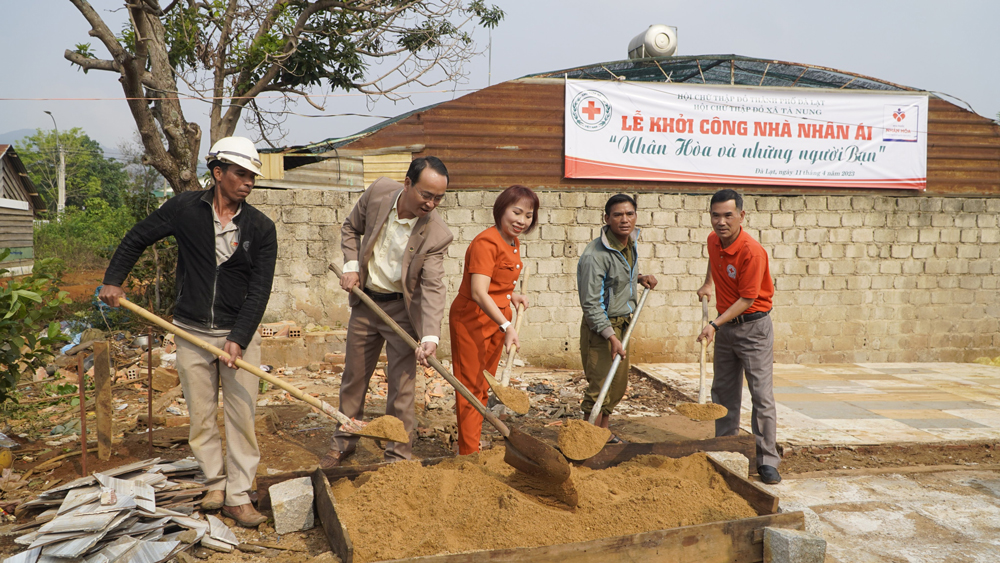 Đà Lạt: Khởi công xây dựng nhà nhân ái tặng hộ nghèo DTTS