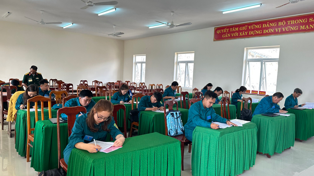 Đơn Dương: Hội thi cán bộ giảng dạy chính trị giỏi trong lực lượng vũ trang