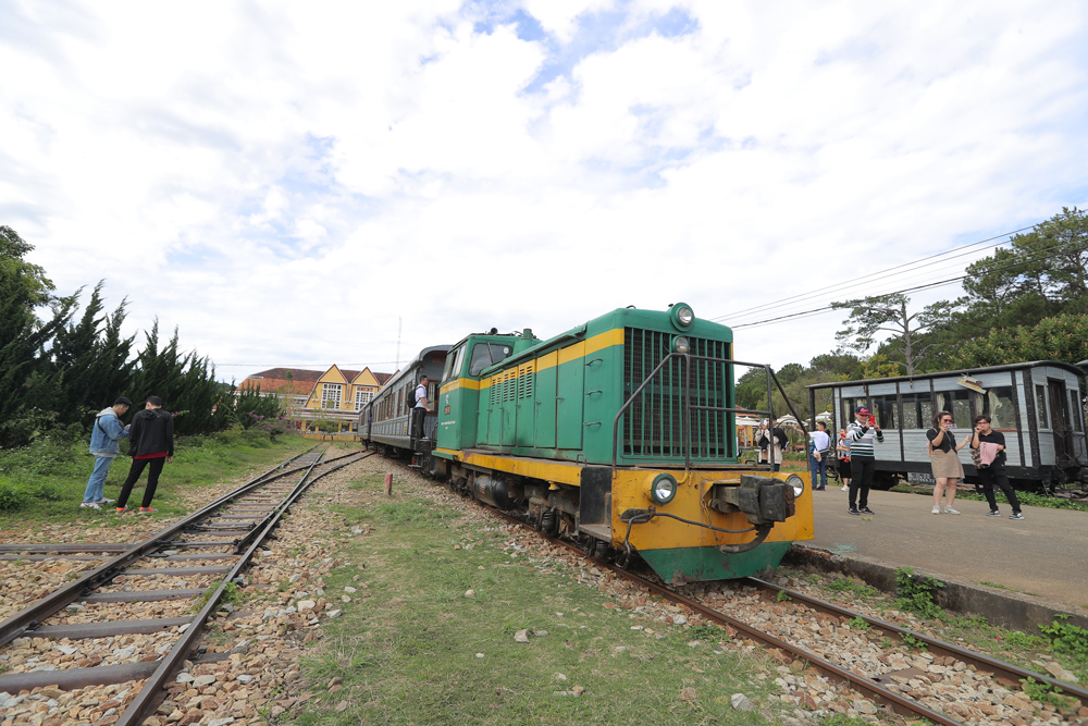 Tập đoàn Stadler (Thụy Sỹ) có nhu cầu tham gia Dự án trùng tu đường sắt Đà Lạt