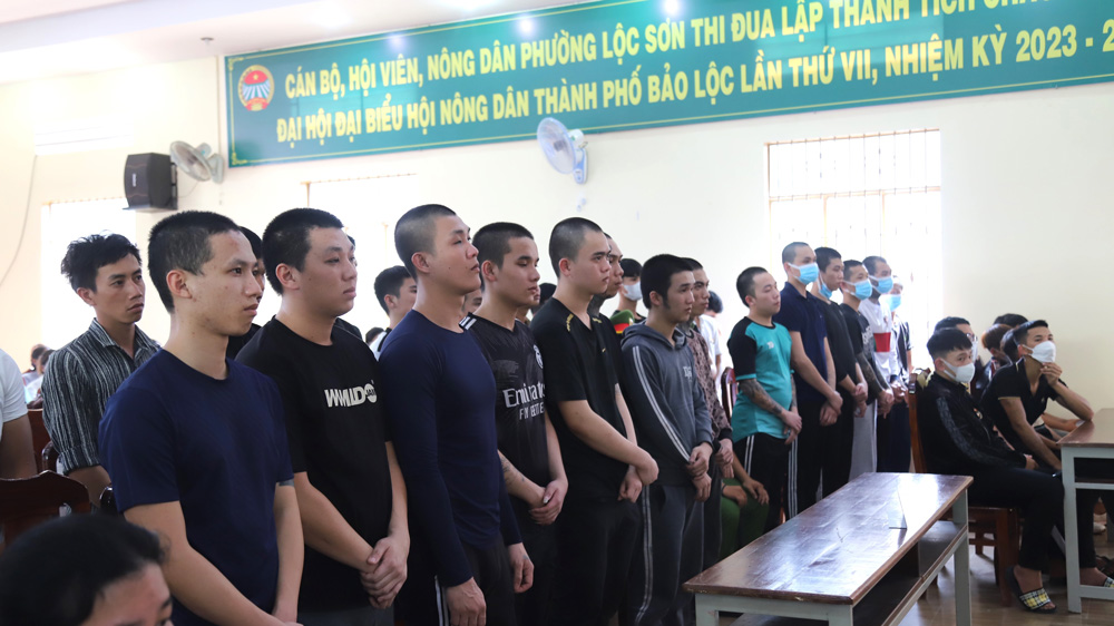 Bảo Lộc: 27 bị cáo gây rối trật tự công cộng lãnh án