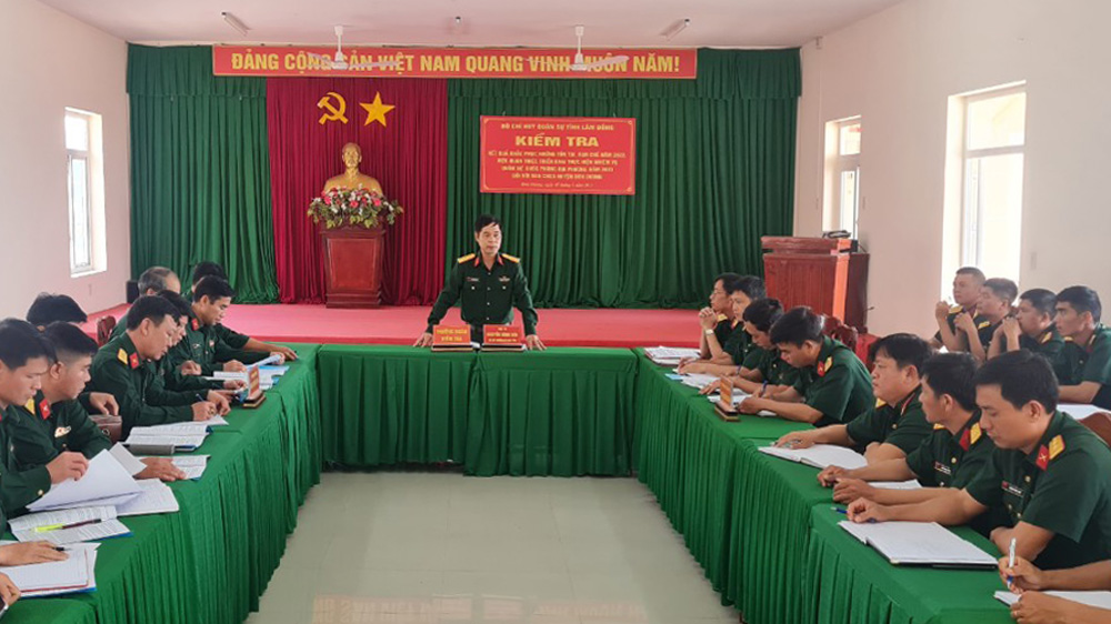 Kiểm tra một số nội dung tại Ban Chỉ huy Quân sự huyện Đơn Dương