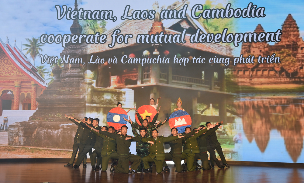 Nồng ấm Tết cổ truyền của nước bạn Lào và Campuchia ở Hệ Quốc tế, Học viện Lục quân