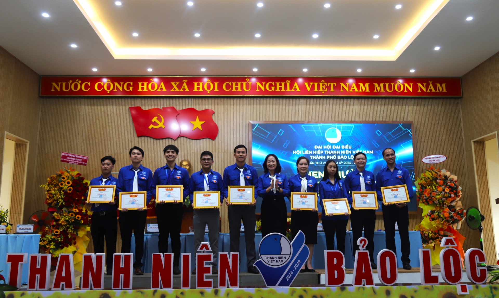 Các tập thể, cá nhân nhận khen thưởng của Hội LHTN Việt Nam TP Bảo Lộc