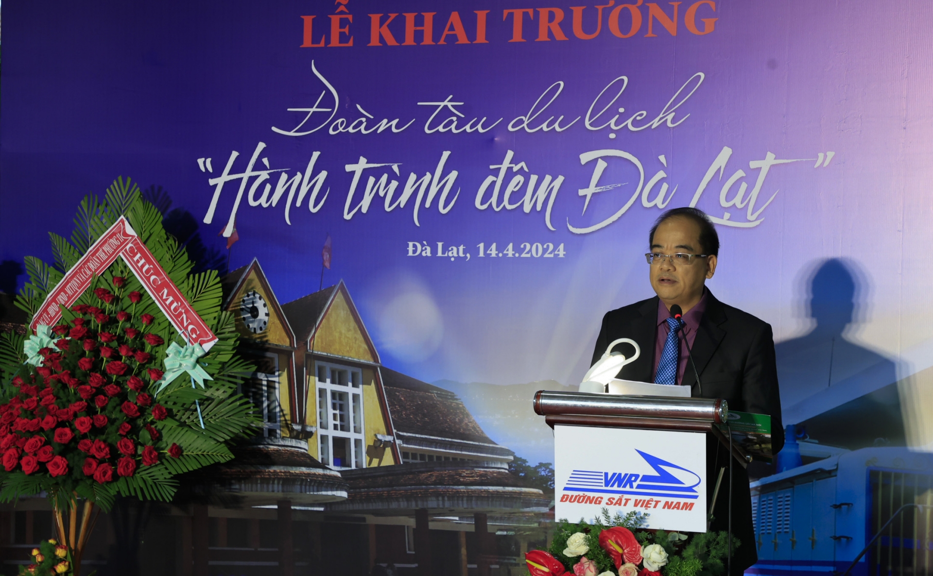 Ông Đào Anh Tuấn - Chủ tịch HĐQT Công ty Vận tải đường sắt Sài Gòn, phát biểu khai mạc 