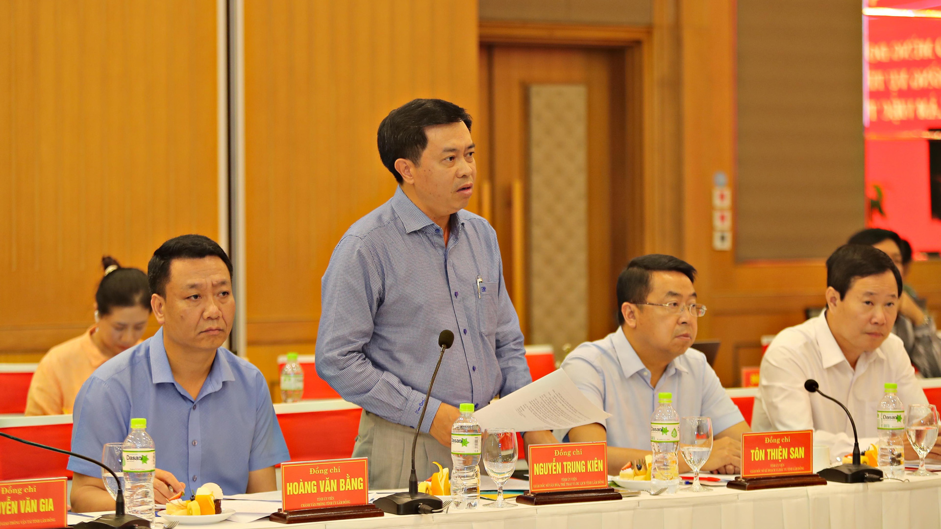 Đồng chí Nguyễn Trung Kiên - Giám đốc Sở Văn hoá - Thể thao và Du lịch tỉnh Lâm Đồng đánh giá việc hợp tác trong lĩnh vực văn hoá của hai địa phương