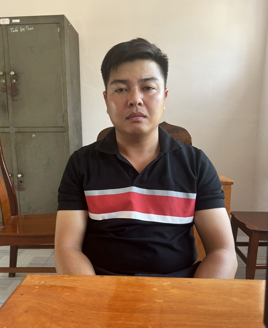 Đối tượng Nguyễn Phúc Thịnh bị bắt giữ sau hơn 3 giờ gây ra vụ chém người