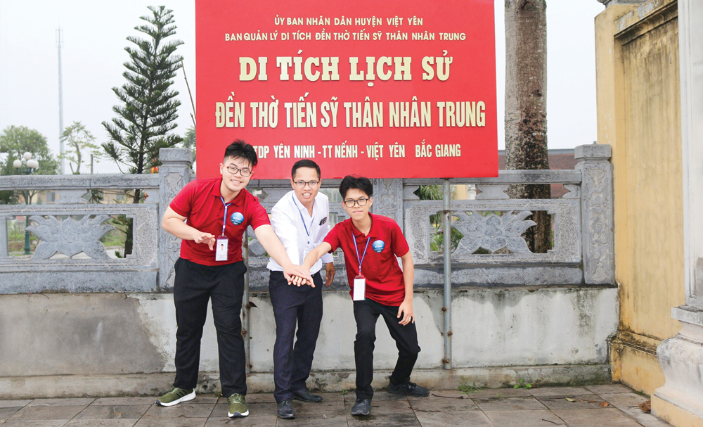 Ba thầy trò Trường Phan Đình Phùng thể hiện quyết tâm tại Cuộc thi Khoa học - kỹ thuật cấp quốc gia năm 2024