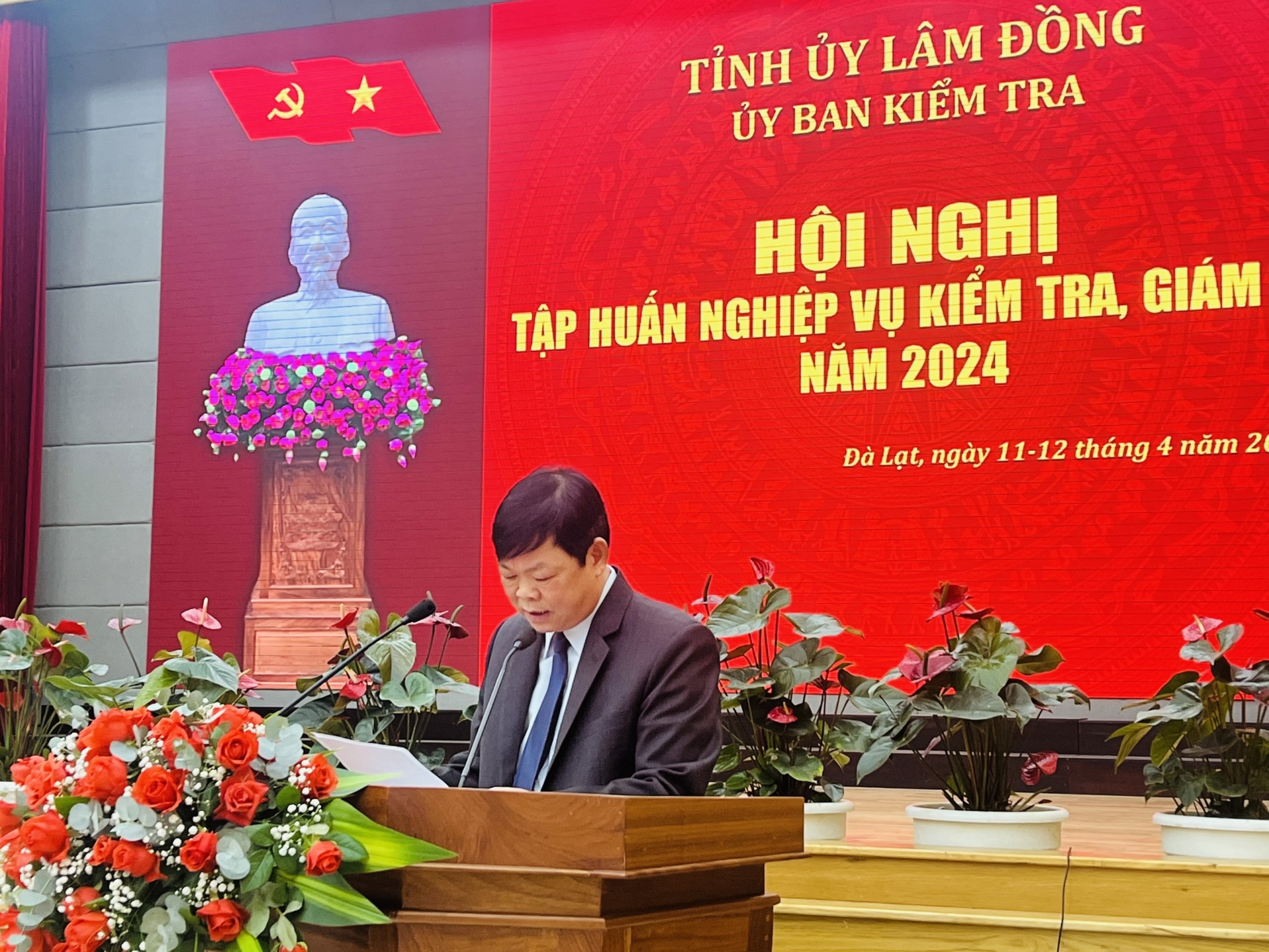 Phó Chủ nhiệm Ủy ban Kiểm tra Tỉnh uỷ Đặng Thế Hải phát biểu khai mạc tại buổi tập huấn