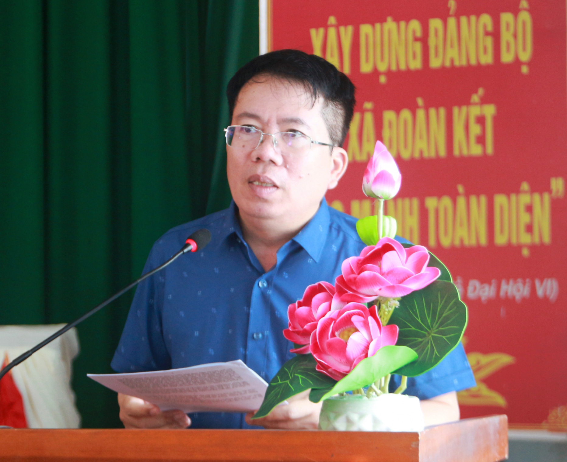 Ông Nguyễn Văn Hiển - Viện trưởng Viện nghiên cứu Lập pháp thuộc Ủy ban Thường vụ Quốc hội thông báo một số nội dung chủ yếu của kỳ họp