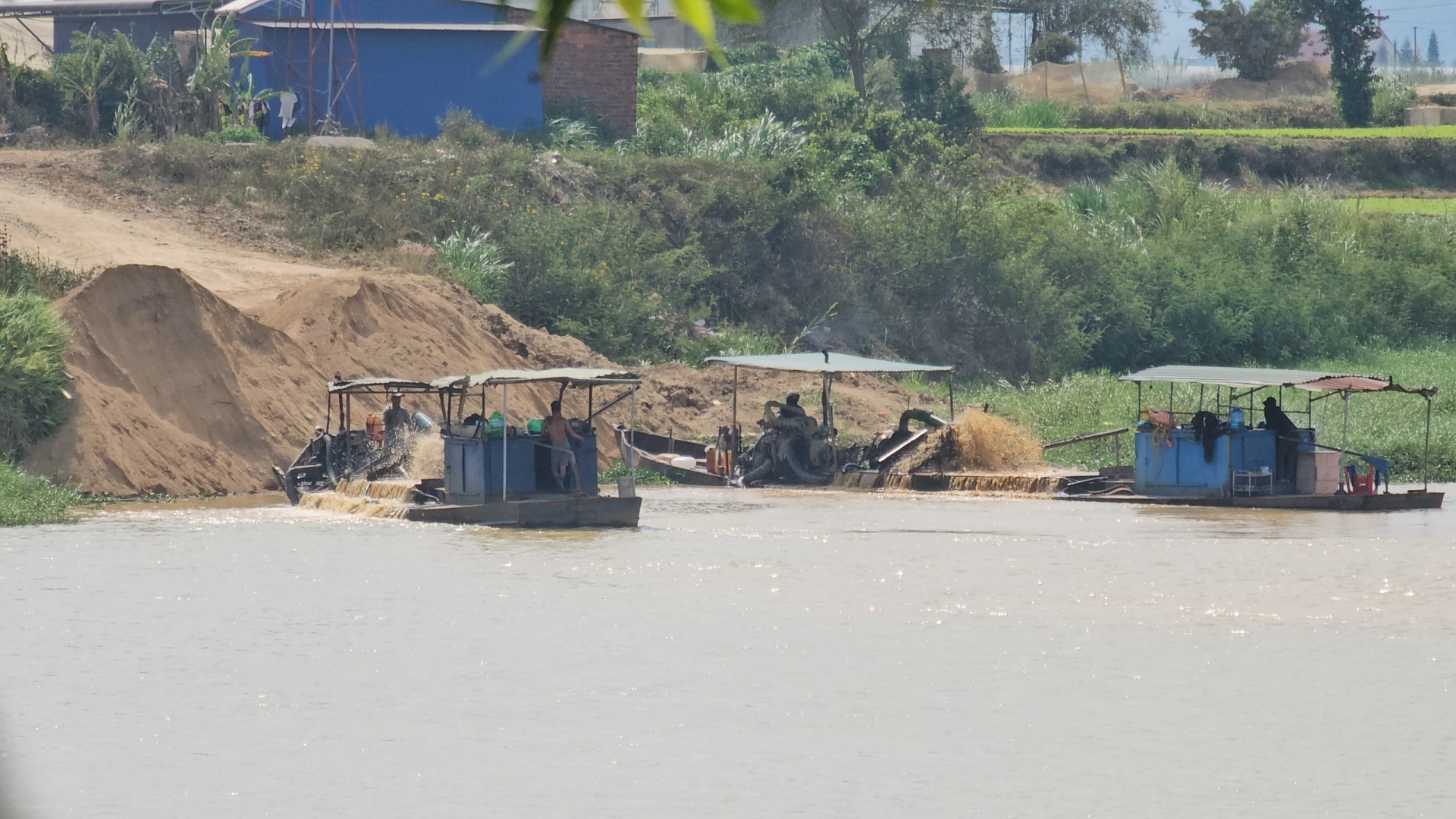 UBND tỉnh yêu cầu cơ quan chức năng kiểm tra, rà soát việc thực hiện dừng khai thác cát đối với Công ty TNHH Lê Văn Oai Lâm Đồng. Ảnh chụp ngày 10/4/2024