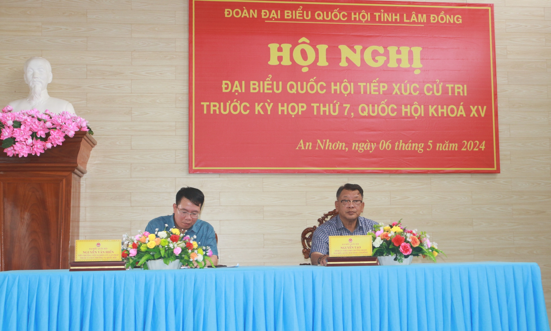 ĐBQH Nguyễn Tạo và Nguyễn Văn Hiển tiếp xúc cử tri tại xã An Nhơn