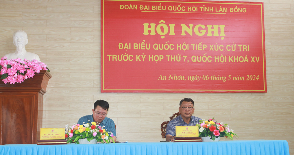 Đoàn Đại biểu Quốc hội tiếp xúc cử tri huyện Đạ Tẻh trước kỳ họp thứ 7