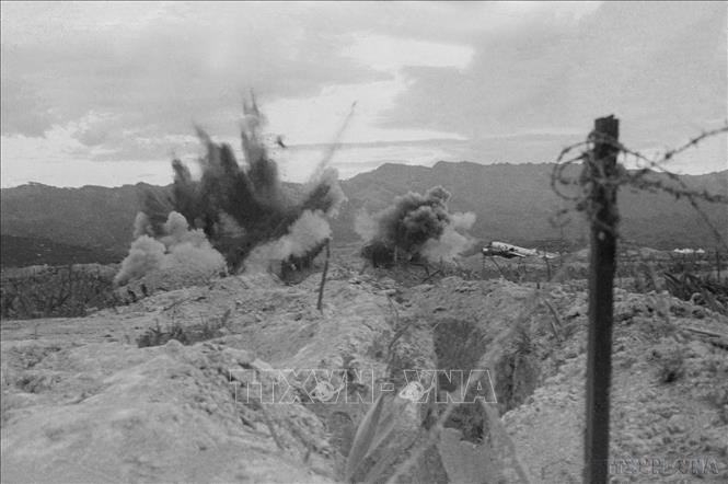 Ngày 22/4/1954, quân ta đã bất ngờ tấn công vị trí 206 và tiêu diệt hoàn toàn vị trí này, đây là vị trí cuối cùng ở phía Tây sân bay Mường Thanh. Ảnh: Tư liệu