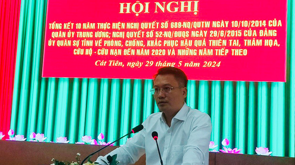 Đồng chí Nguyễn Tiến Dũng Bí thư Huyện ủy Cát Tiên phát biểu