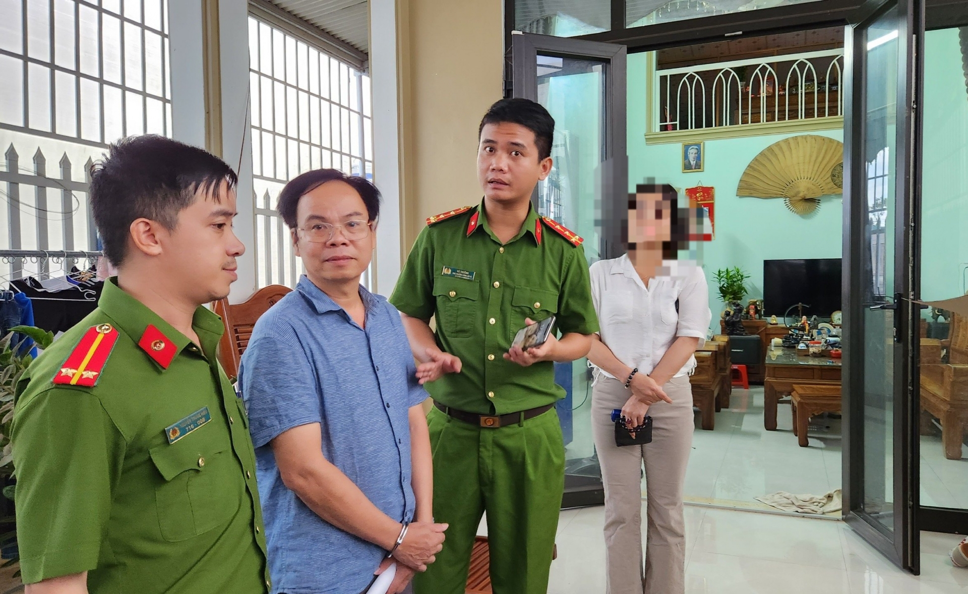 Nhận hối lộ 120 triệu đồng, ông Vũ Chí Hữu bị tuyên phạt 42 tháng tù giam
