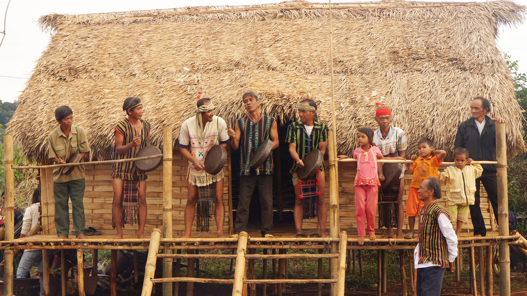 Người Mạ ở xã Đồng Nai Thượng trong một nghi lễ truyền thống