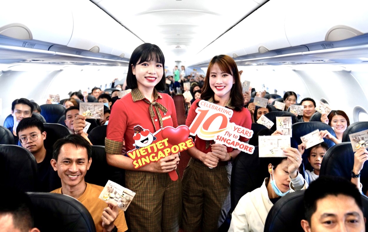Vietjet dành tặng 10.000 vé khuyến mãi chỉ từ 0 đồng trên tất cả các đường bay thẳng giữa TP Hồ Chí Minh, Hà Nội, Đà Nẵng với Singapore