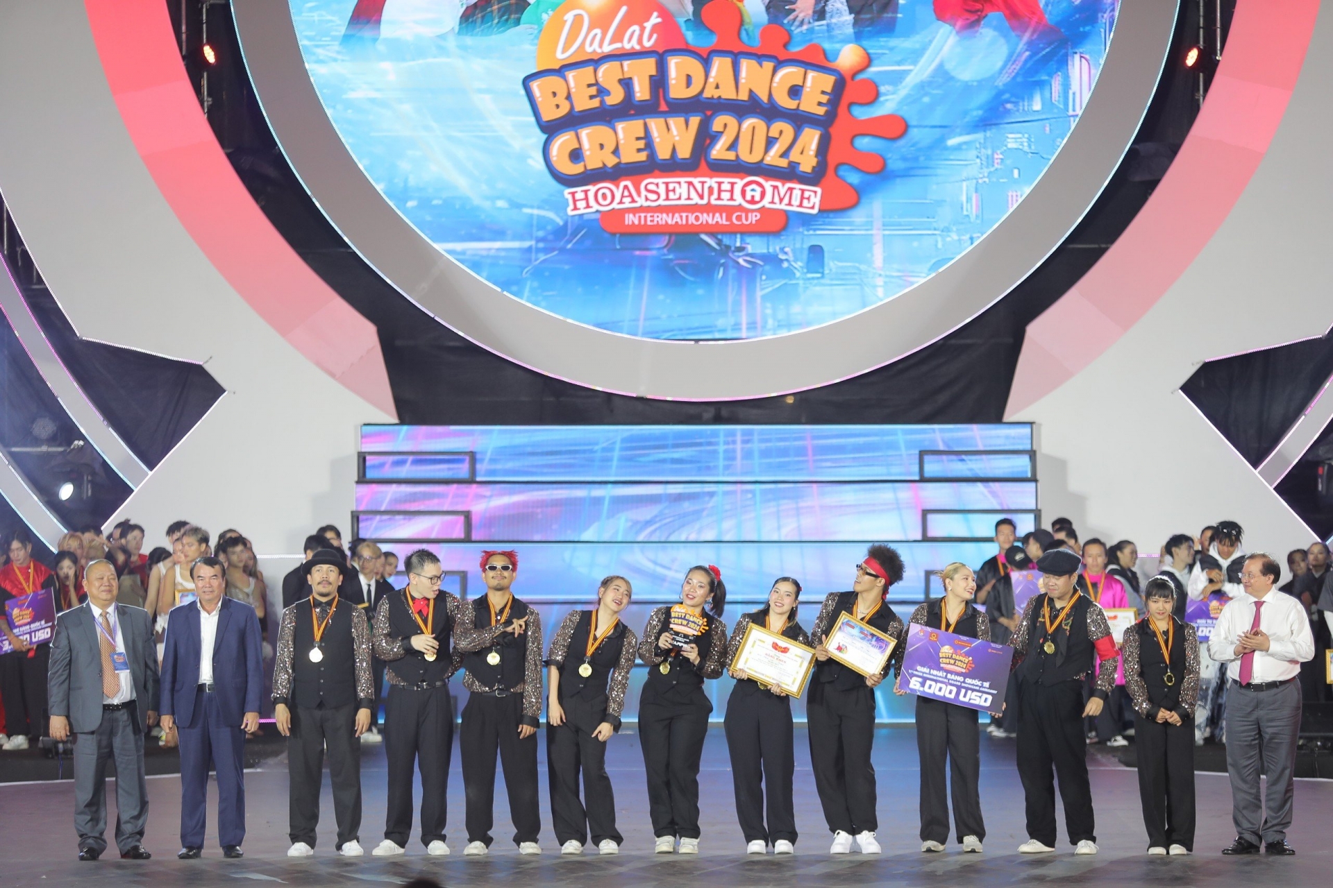 Planet Lock giành giải Quán quân Vòng chung kết Bảng quốc tế Dalat Best Dance Crew 2024