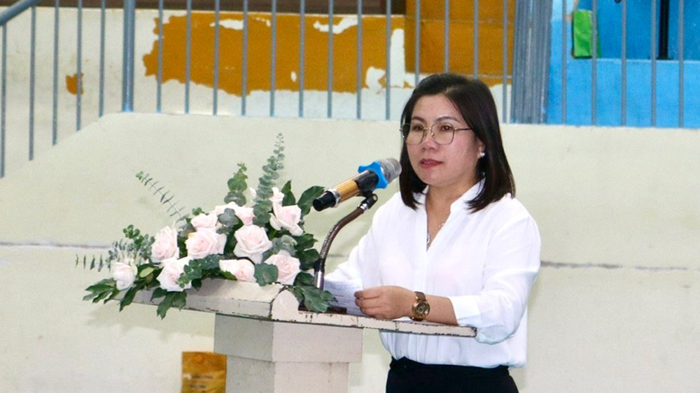 Bà Nguyễn Thị Phương Thảo - Phó Chủ tịch Hội LHPN tỉnh phát biểu bế mạc hội thao