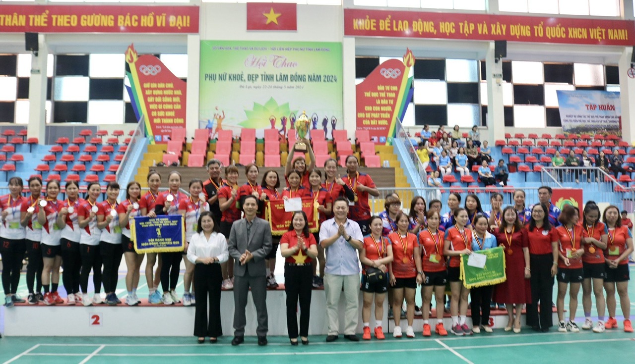 Ban Phụ nữ Công an tỉnh và Hội LHPN huyện Bảo Lâm đoạt giải Nhất Hội thao Phụ nữ khỏe, đẹp tỉnh Lâm Đồng