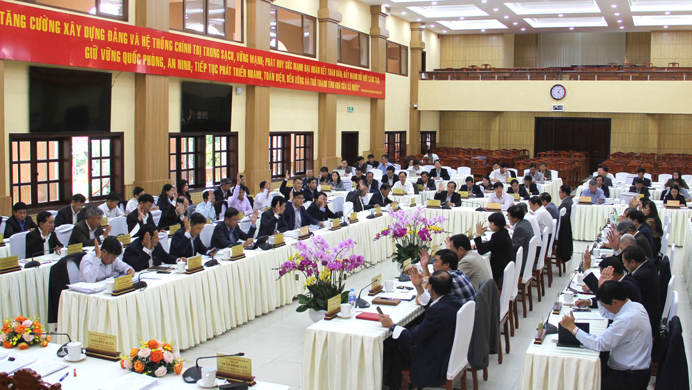 Hội nghị giữa nhiệm kỳ Ban Chấp hành Đảng bộ tỉnh khóa XI hoàn thành các nội dung chương trình đề ra