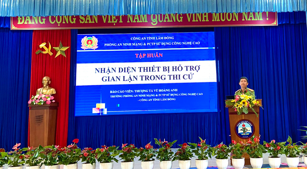 Công an Lâm Đồng tập huấn nghiệp vụ ngăn chặn gian lận thi cử bằng thiết bị công nghệ cao