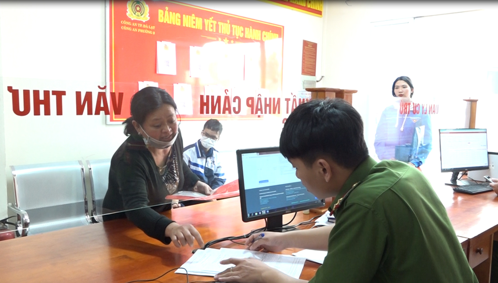 Đẩy mạnh thực hiện đăng ký, kích hoạt tài khoản định danh điện tử trên địa bàn tỉnh Lâm Đồng