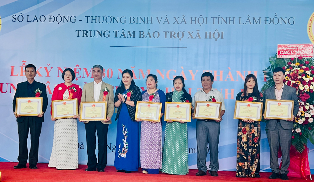 Trung tâm Bảo trợ xã hội tỉnh Lâm Đồng kỷ niệm 30 năm thành lập