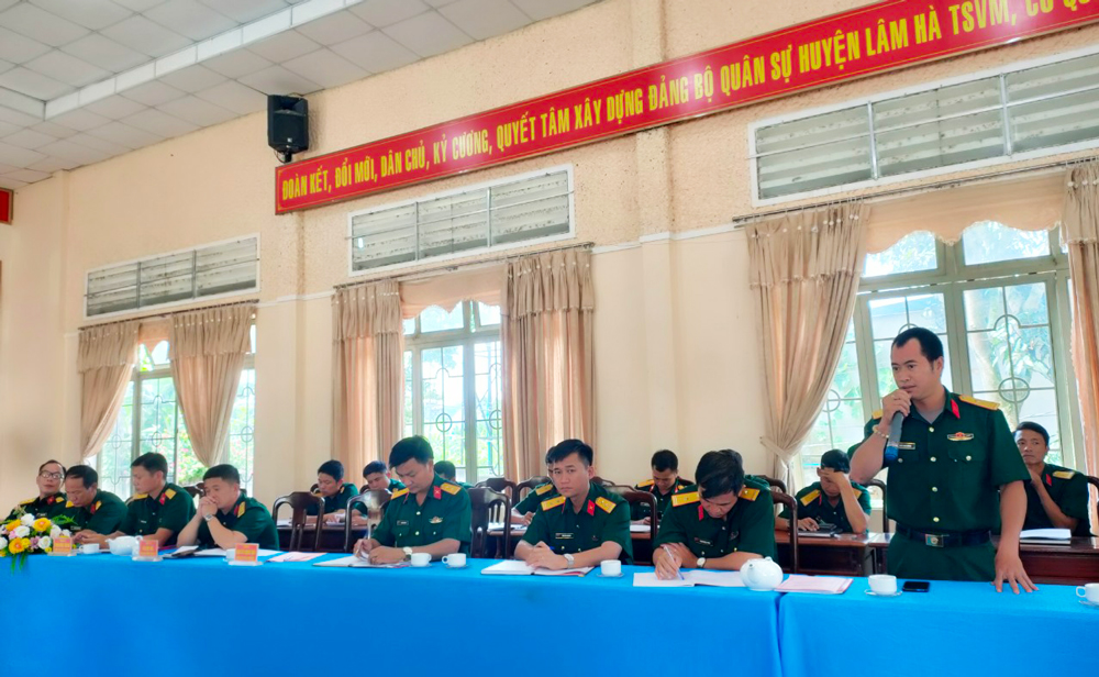 Kiểm tra việc thực hiện Quy chế dân chủ cơ sở trong lực lượng vũ trang huyện Lâm Hà
