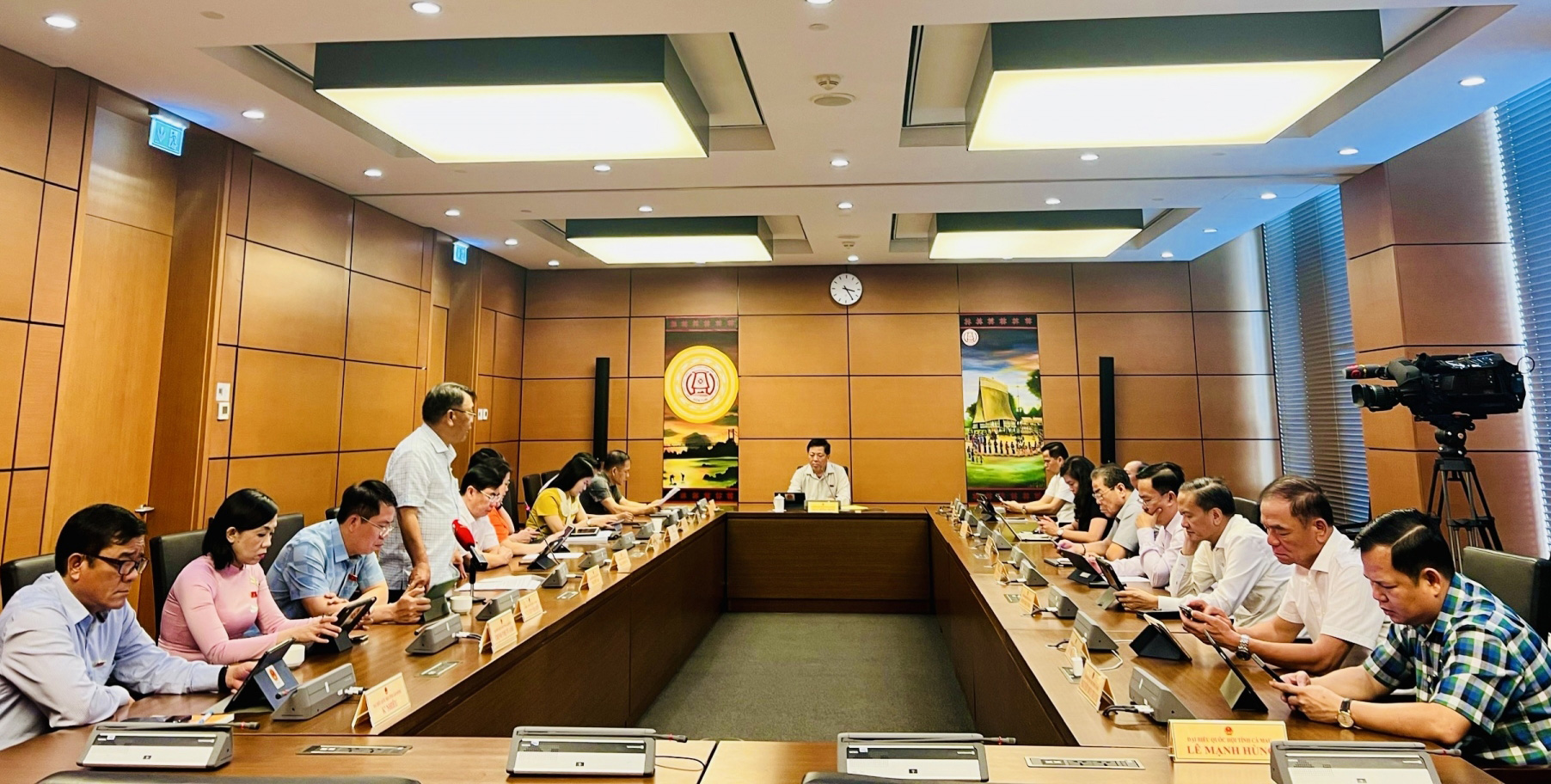 Đoàn ĐBQH Lâm Đồng tham dự phiên thảo luận