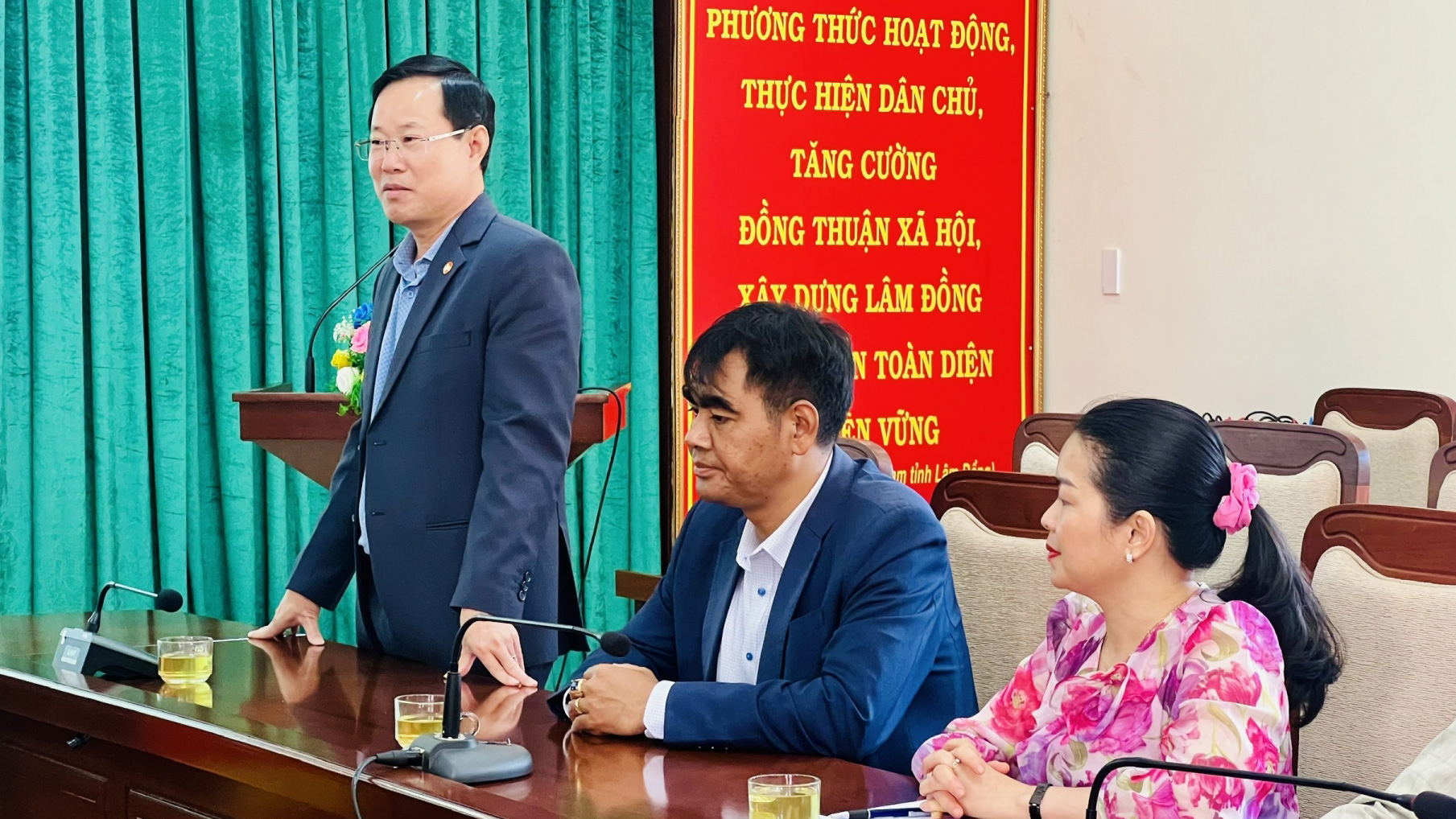 Chủ tịch Ủy ban MTTQ Việt Nam tỉnh Phạm Triều bày tỏ lòng cảm ơn sâu sắc đến tập thể cán bộ, chiến sĩ Công an tỉnh 