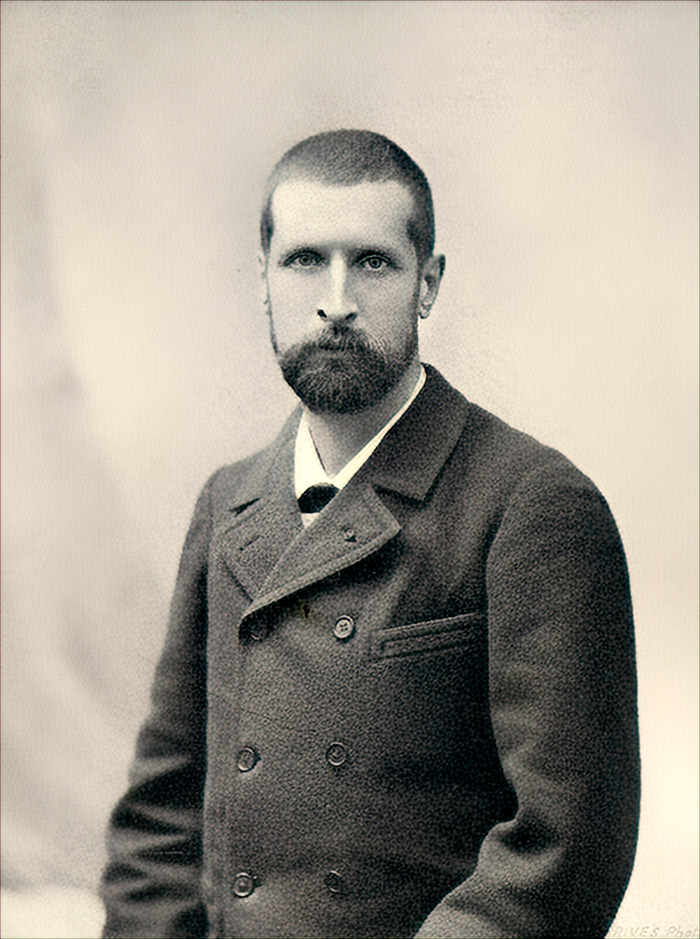 Bác sỹ Alexandre Yersin (1863 - 1943) phát hiện ra xứ BLao trong chuyến thám hiểm lần thứ ba năm 1893. Ảnh sưu tầm