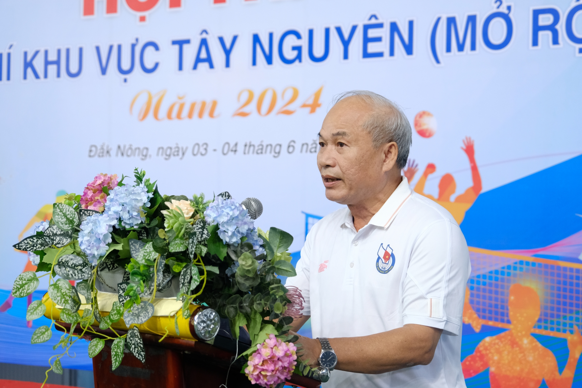 Đồng chí Phan Quốc Ly	- Phó Chủ tịch Thường trực Hội nhà báo tỉnh Đăk Nông phát biểu khai mạc