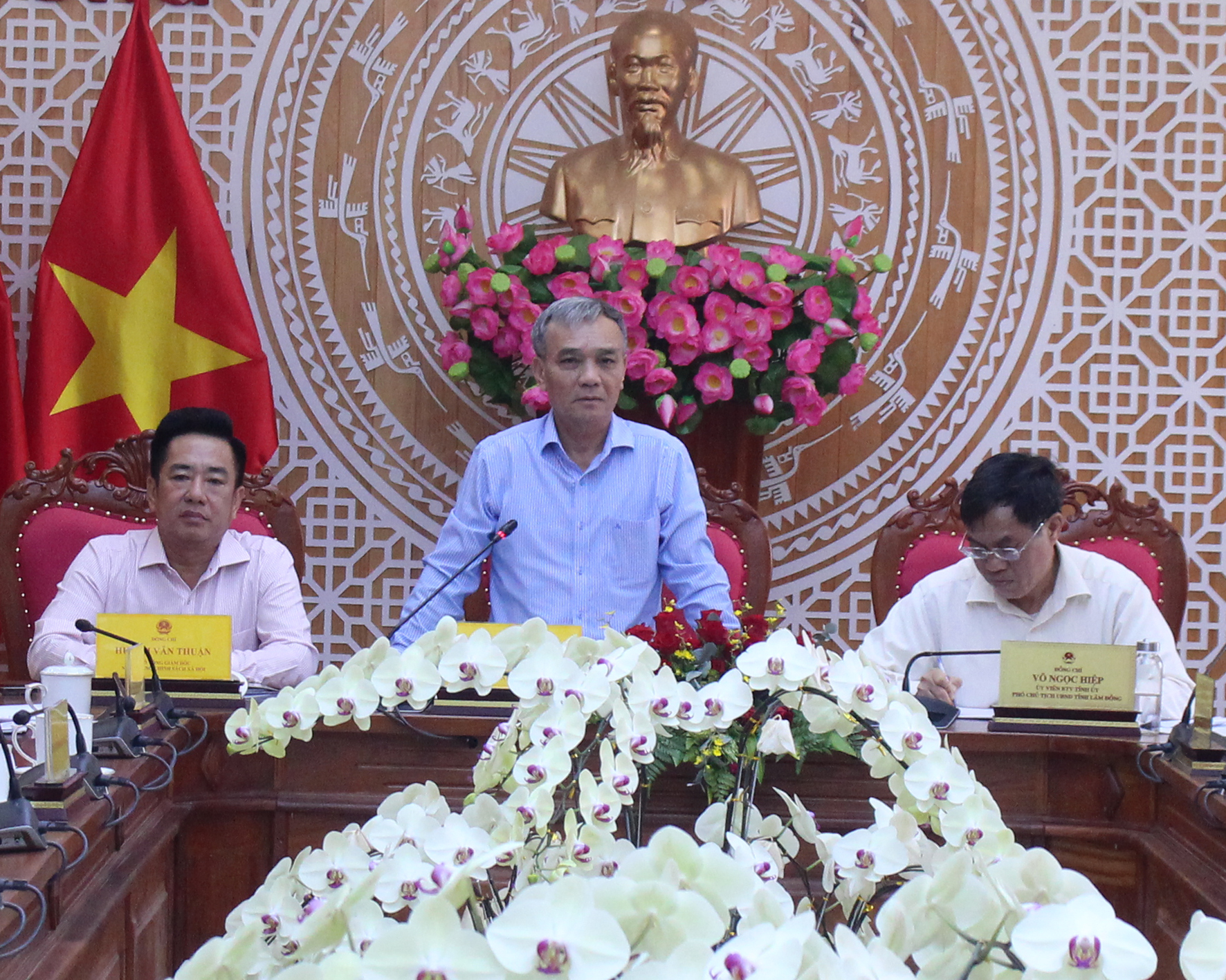Thượng tướng Phạm Hồng Hương, Trưởng Đoàn kiểm tra, giám sát của HĐQT NHCSXH Việt Nam, phát biểu tại buổi làm việc
