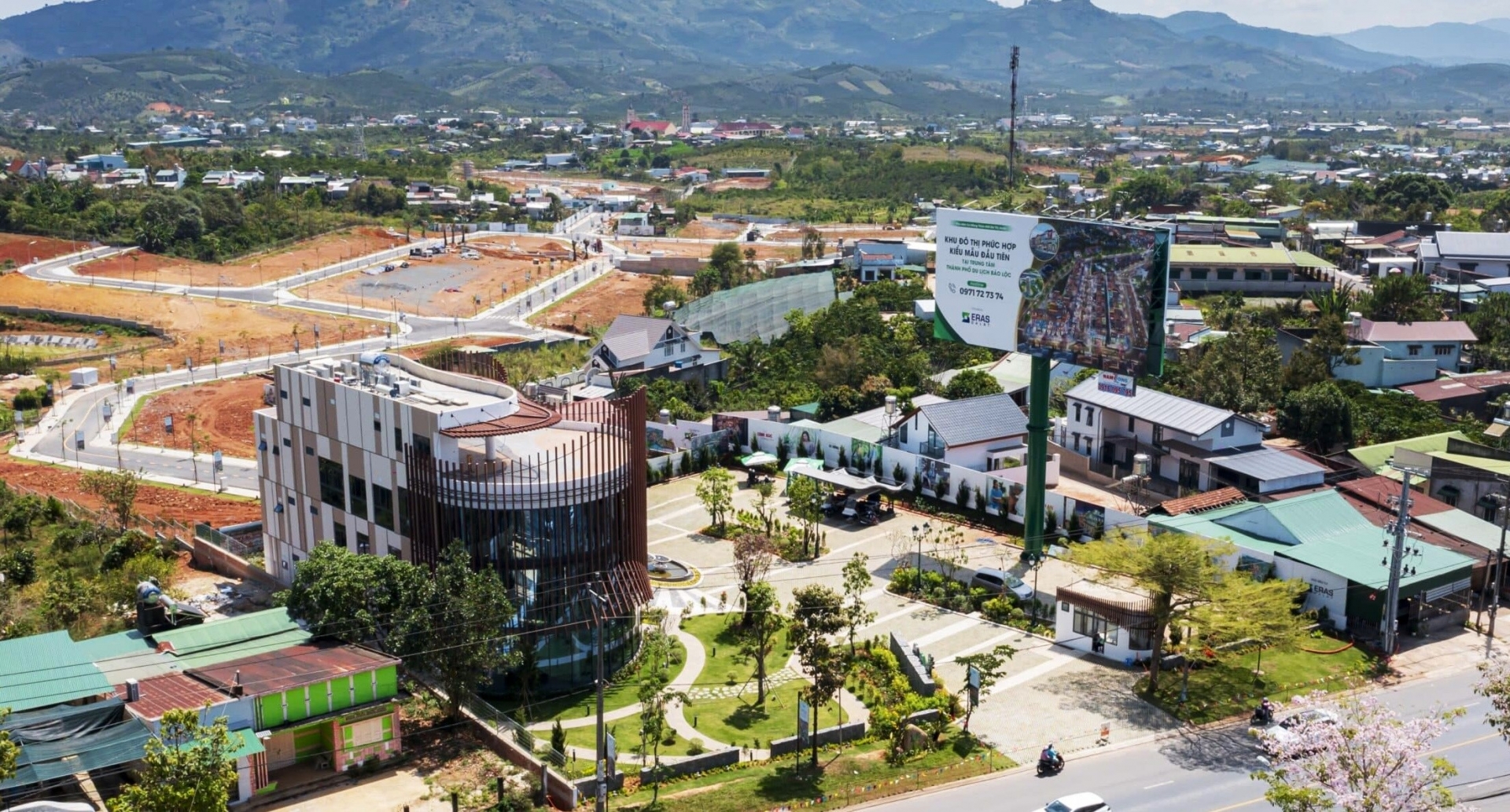 Dự án Khu dân cư nông thôn mới thành phố xanh tại xã Lộc Châu do Công ty CP Đầu tư Eras Đà Lạt làm chủ đầu tư được UBND tỉnh Lâm Đồng