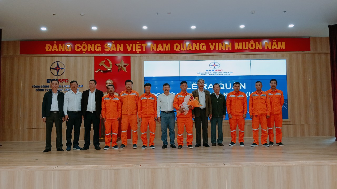 Chính thức ra mắt Đội sửa chữa điện nóng ( Hotline Lâm Đồng)