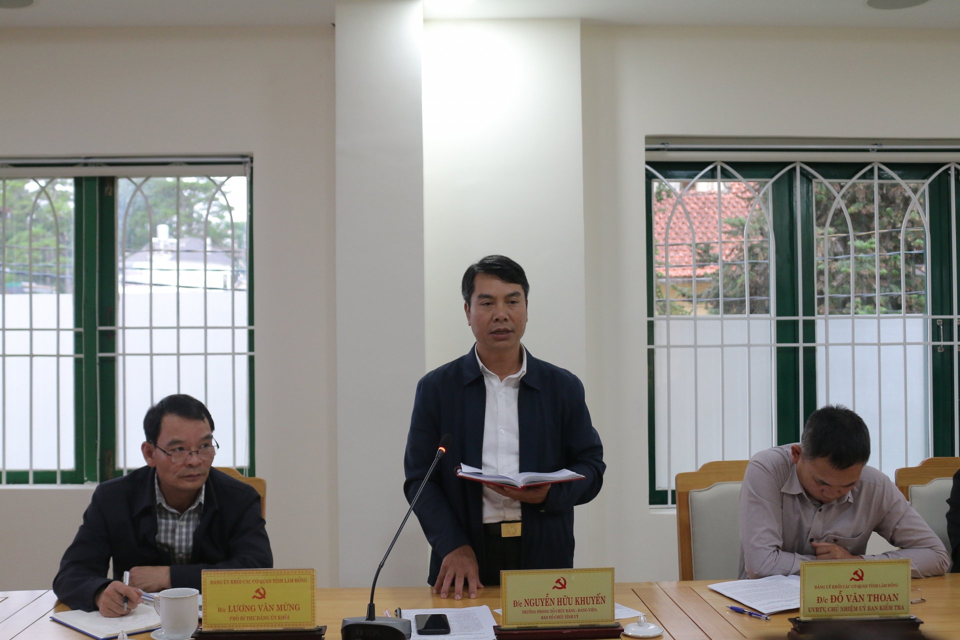 đồng chí Nguyễn Hữu Khuyến – Trưởng phòng Tổ chức Đảng – Đảng viên, Ban Tổ chức Tỉnh ủy