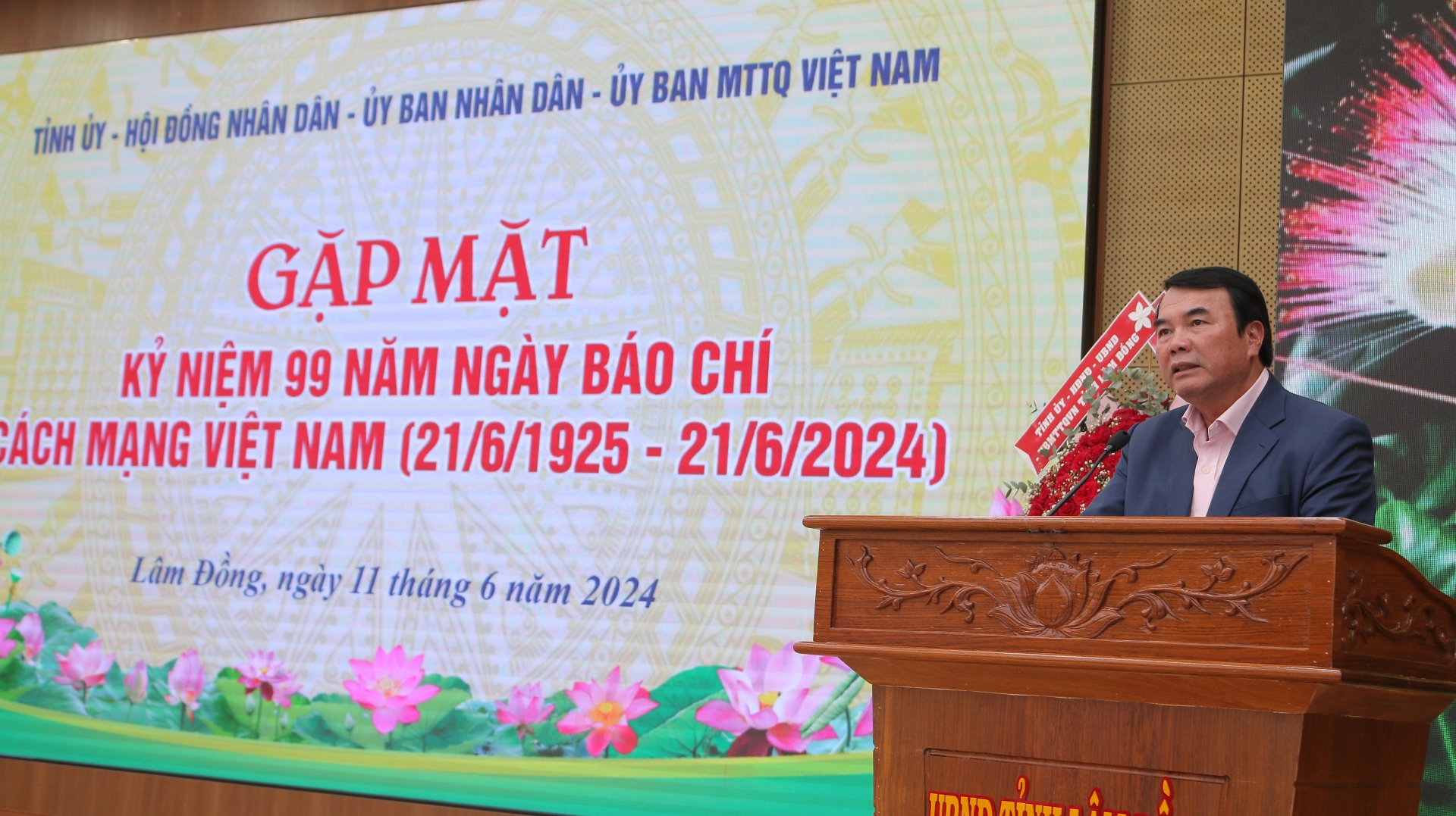 Phó Chủ tịch UBND tỉnh Lâm Đồng Phạm S gửi đến các nhà báo lời chúc mừng tốt đẹp nhất nhân dịp kỷ niệm Ngày Báo chí Cách mạng Việt Nam.