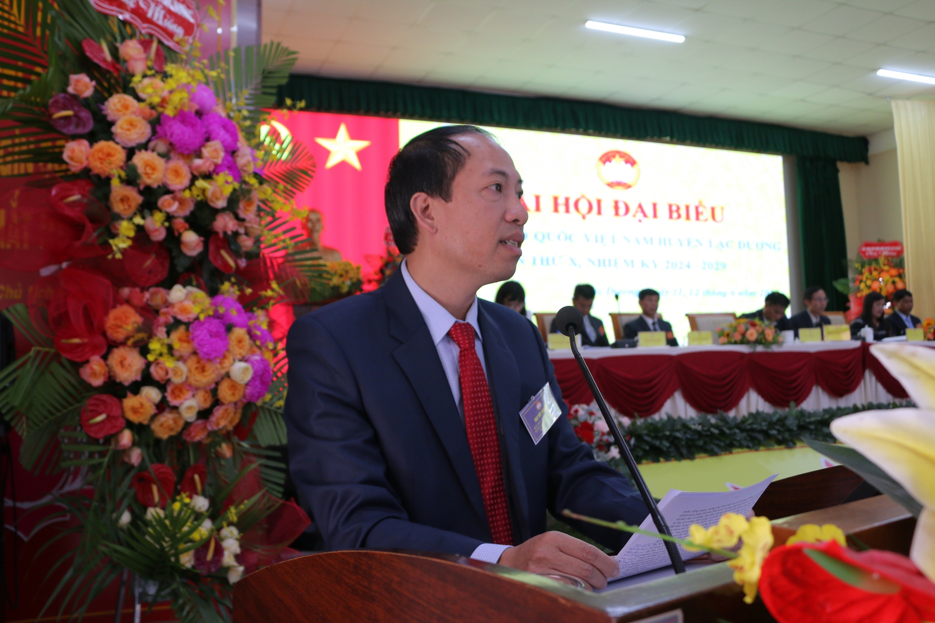 Sử Thanh Hoài – Bí thư Huyện ủy, Chủ tịch HĐND huyện Lạc Dương phát biểu chỉ đạo tại Đại hội
