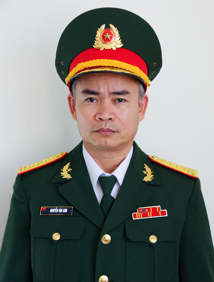 Đại tá Nguyễn Văn Sơn
Chính ủy Bộ CHQS tỉnh Lâm Đồng