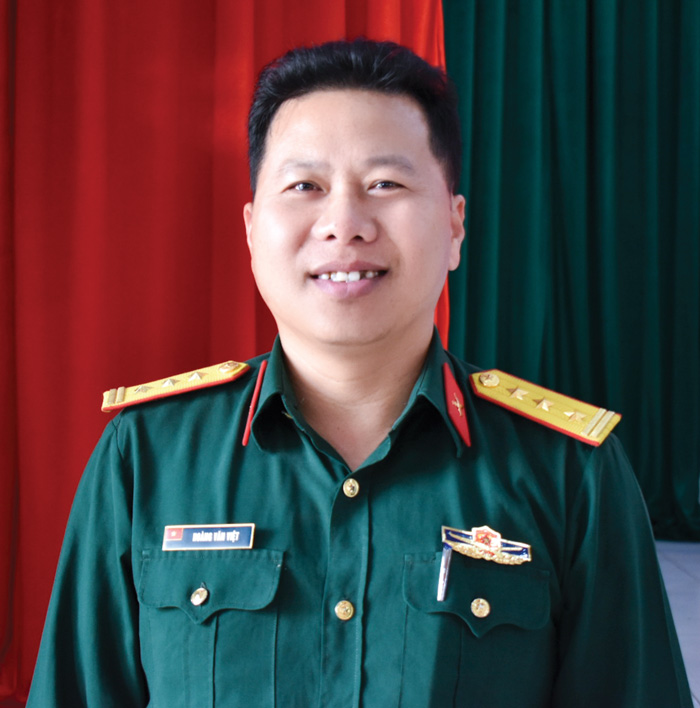 Thượng tá Hoàng Văn Việt