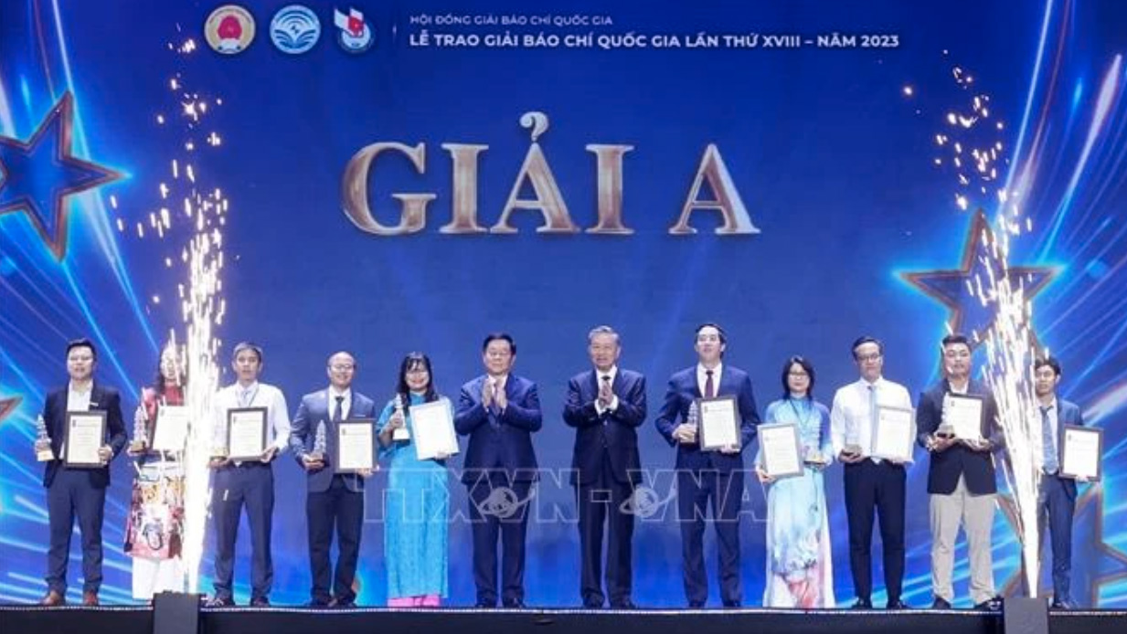 Lễ trao Giải Báo chí Quốc gia lần thứ XVIII-2023 vừa diễn ra vào tối 21/6