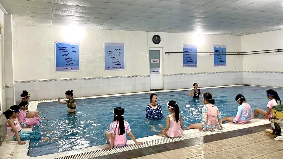 Đà Lạt: 200 thiếu nhi có hoàn cảnh khó khăn được học bơi miễn phí