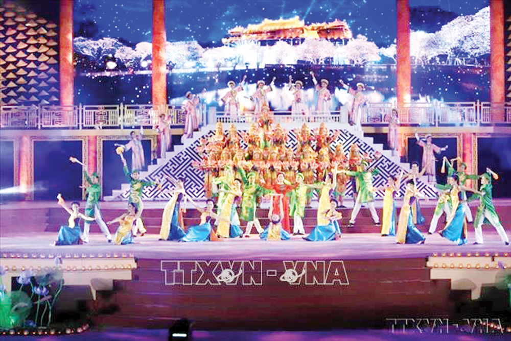 Kỷ niệm 30 năm Quần thể Di tích cố đô Huế (1993-2023) và 20 năm Nhã nhạc - âm nhạc cung đình Việt Nam (2003-2023) được UNESCO vinh danh là Di sản thế giới
