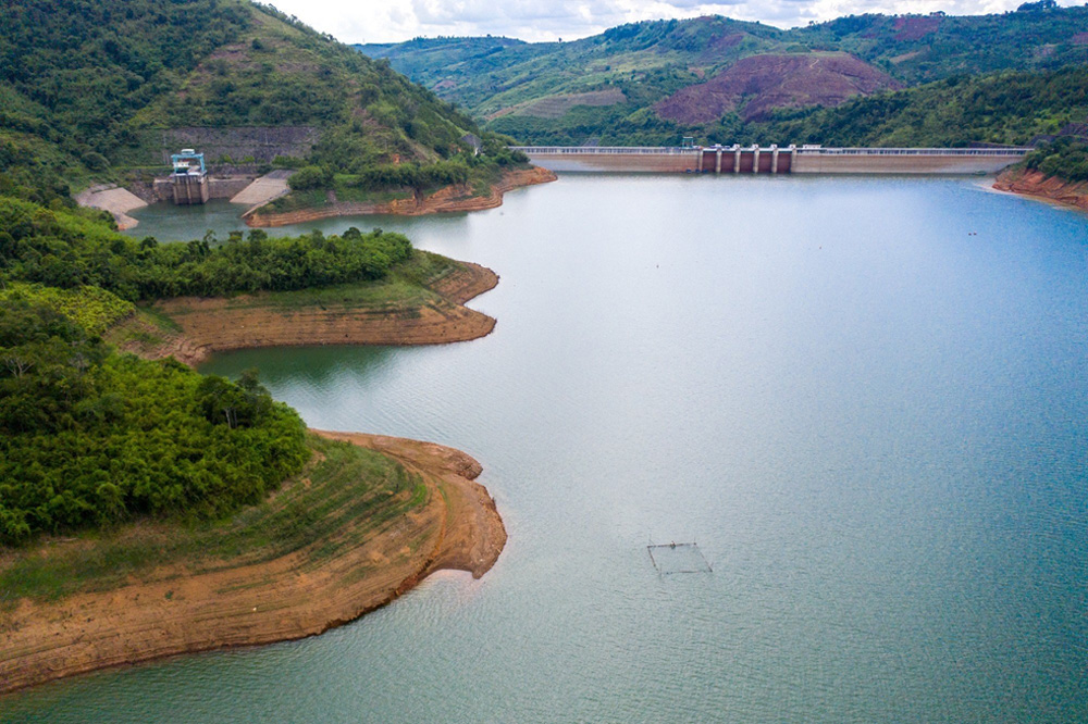 Hồ chứa thủy điện Đồng Nai phát huy vai trò cắt giảm lũ cho hạ du