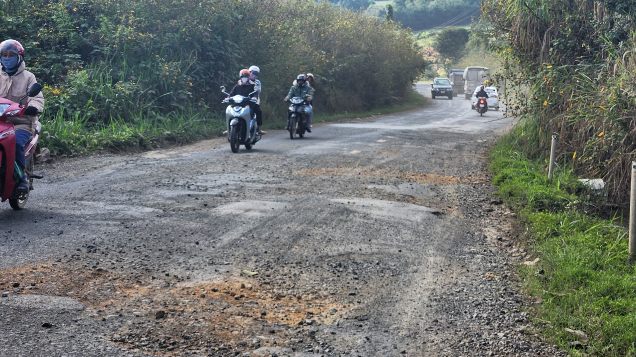 Quốc lộ 28B đoạn qua tỉnh Lâm Đồng sẽ được nâng cấp, cải tạo dự kiến hoàn thành trong năm 2025